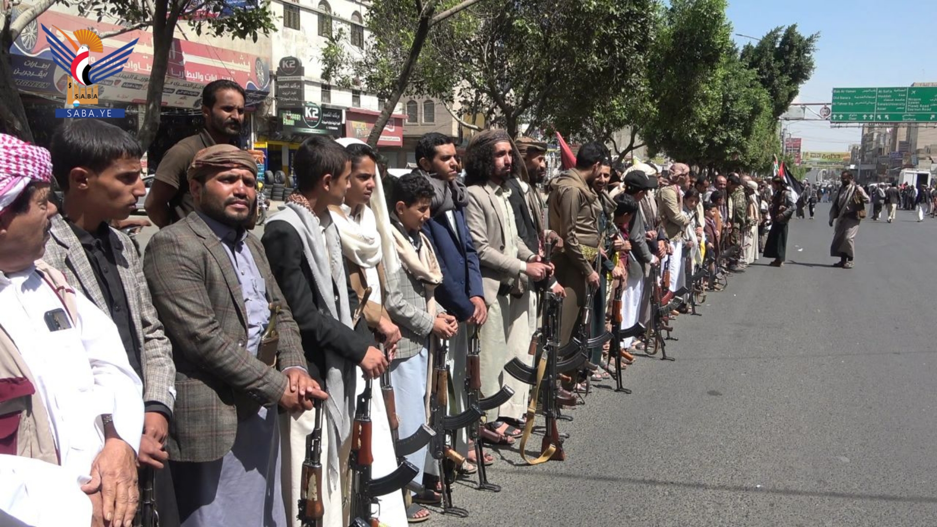 وقفات مسلحة في مديريات أمانة العاصمة إسناداً لغزة والنفير لمواجهة العدوان الأمريكي