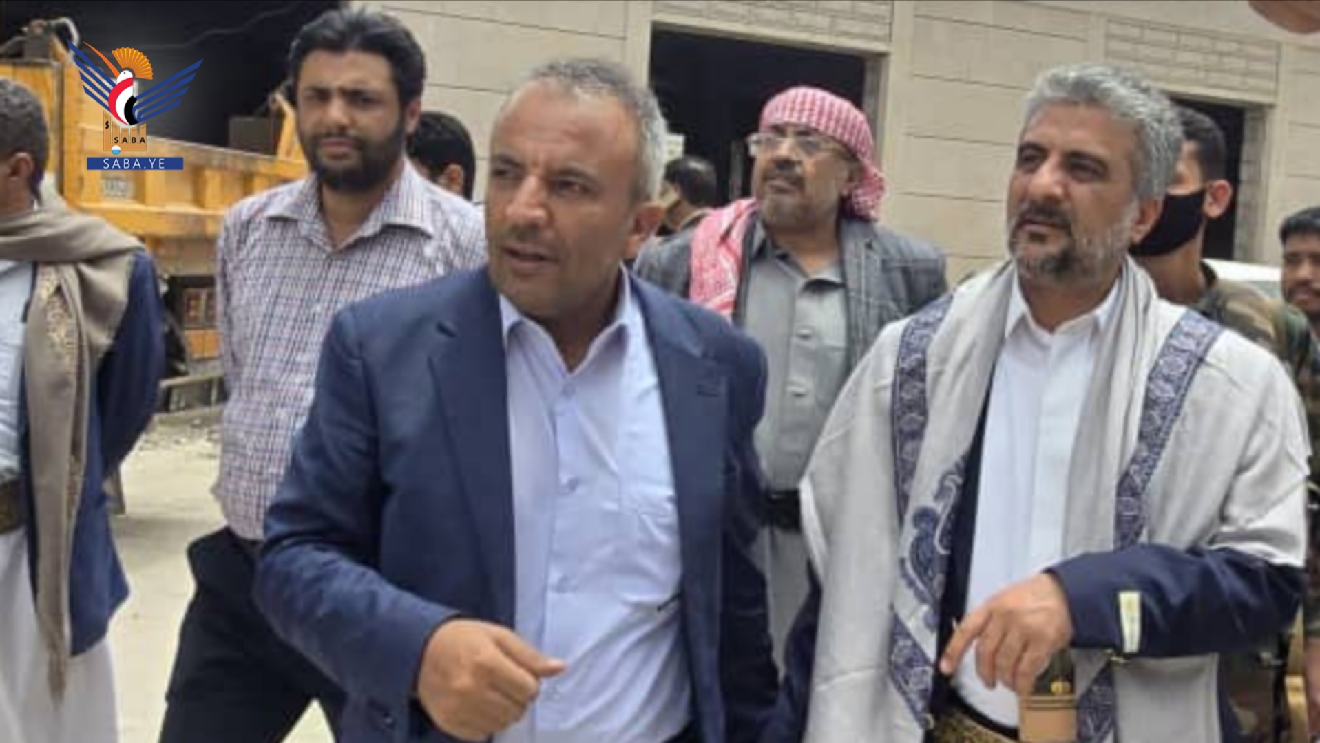 نائب رئيس الوزراء المداني يطلع على مشاريع التطوير الإداري بوزارة الخدمة المدنية