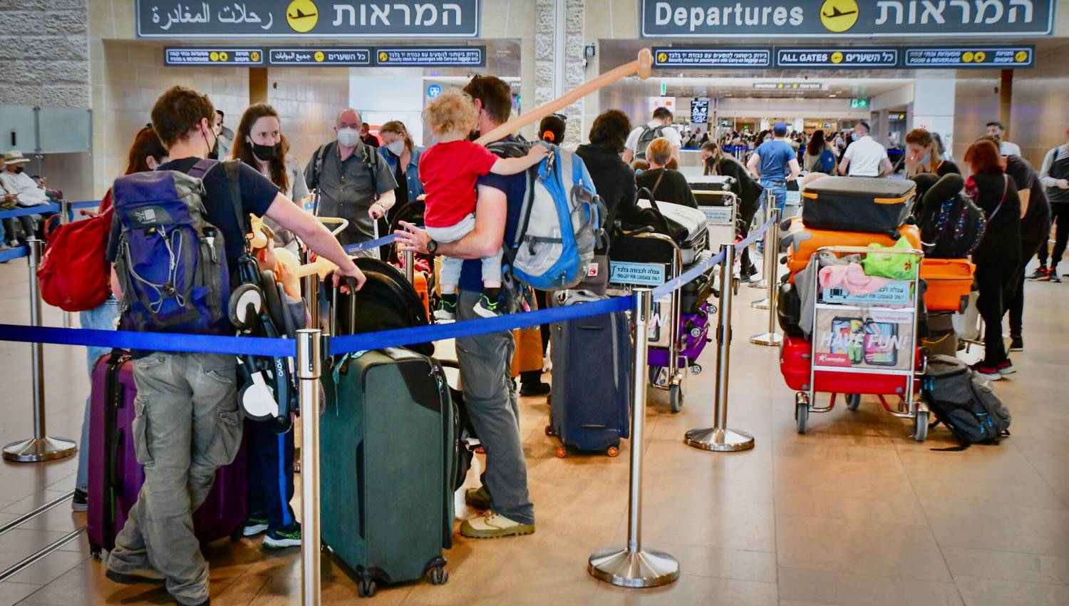 هآرتس: علينا أن نهرب من "إسرائيل" قبل فوات الأوان هآرتس: علينا أن نهرب من "إسرائيل" قبل فوات الأوان