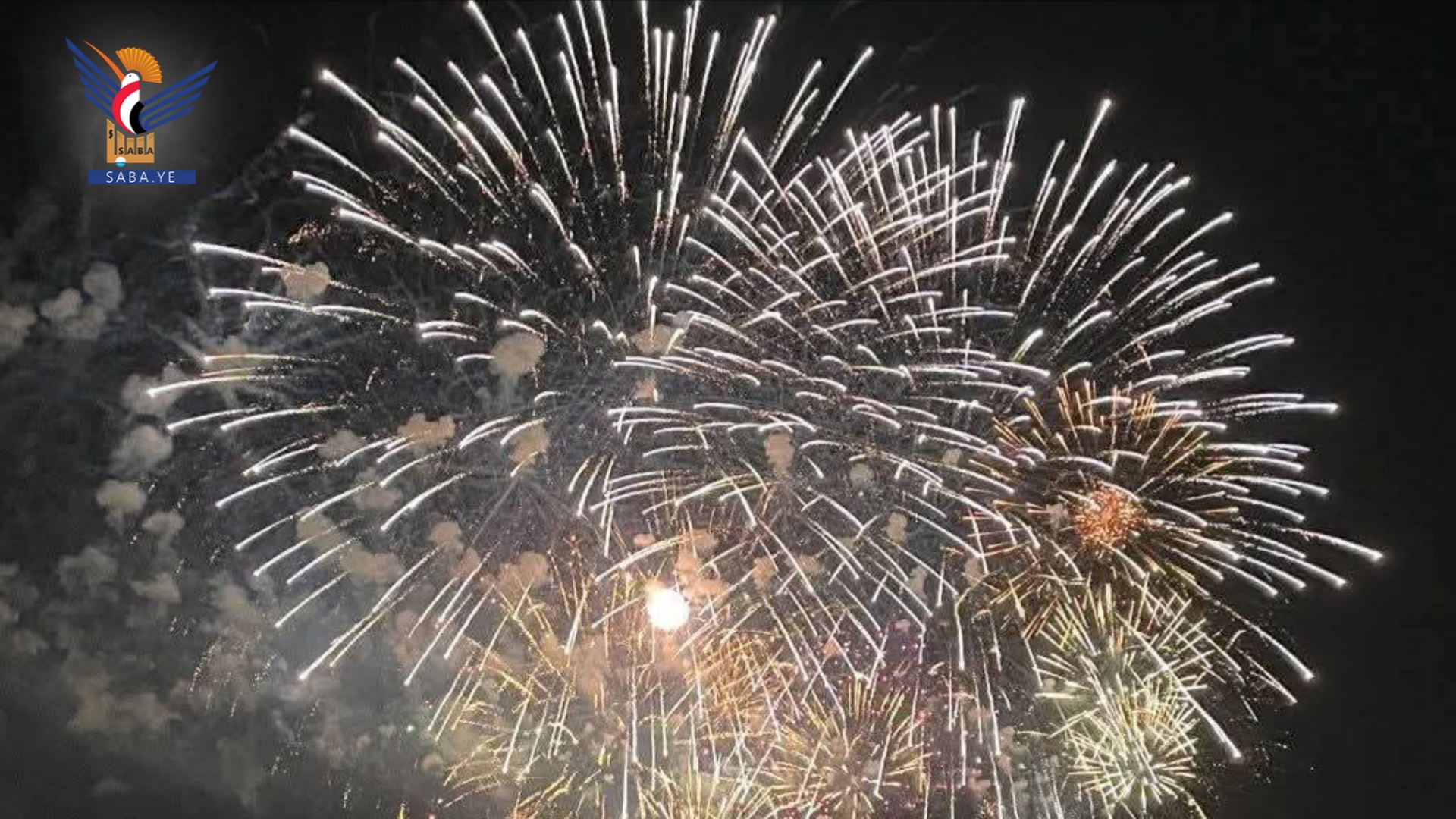 سماء اليمن تزدان بالضياء احتفاءً بولاية الحق