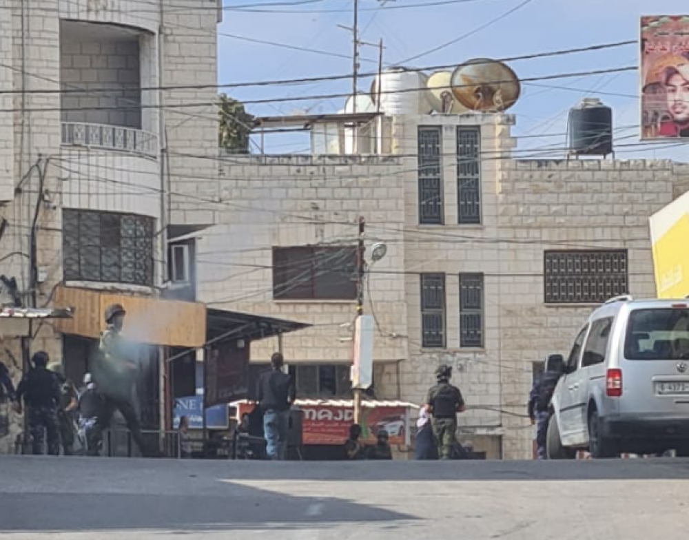 أجهزة أمن السلطة الفلسطينية تختطف أسير محرر من مدينة نابلس