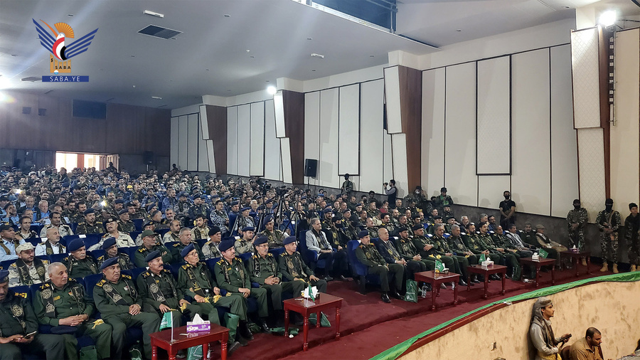 رئيس مجلس الوزراء يشارك وزارة الداخلية احتفالها بذكرى المولد النبوي