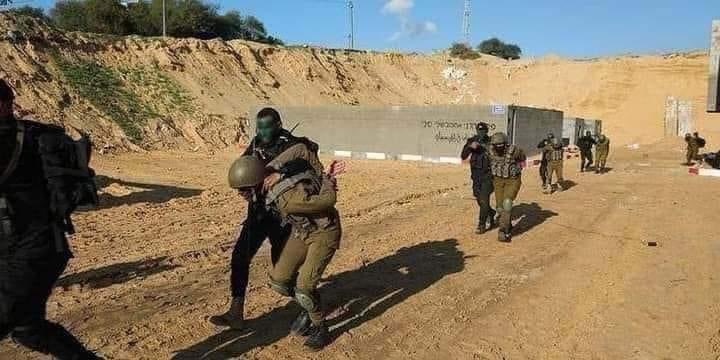  العدو الإسرائيلي يقدم 22 لائحة اتهام ضد مقاتلي "نخبة القسام" المشاركين في معركة "نيرعوز"