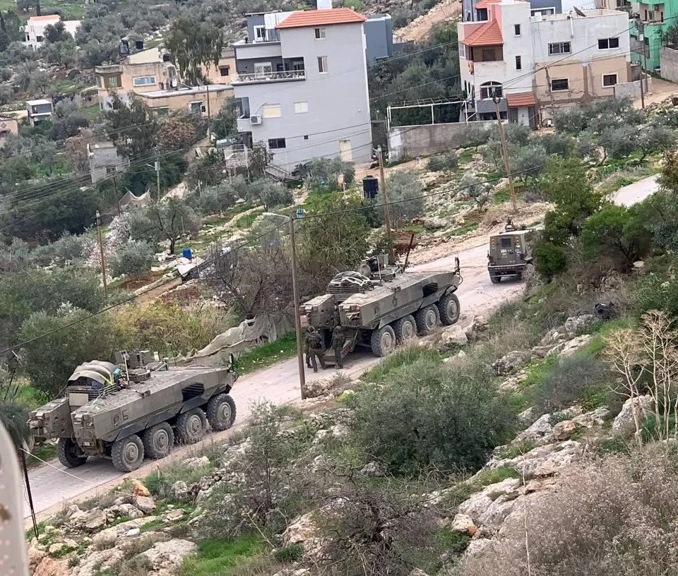 العدو الإسرائيلي ومستوطنوه يواصلون اعتداءاتهم ضد الفلسطينيين وممتلكاتهم في الضفة