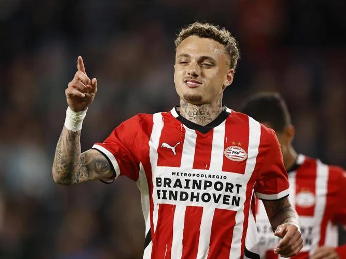 نابولي الإيطالي يعلن تعاقده مع المهاجم نوا لانغ قادما من آيندهوفن الهولندي