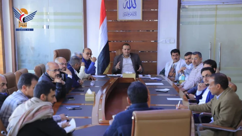 مناقشة أوضاع الصناعات الدوائية المحلية وخطط توطينها