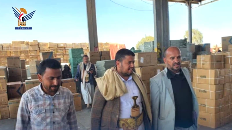 تفقد مستوى الأداء وسير العمل في المركز الرقابي وفرع الهيئة بذمار