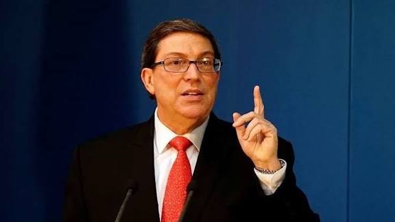 كوبا تدين استيلاء القوات الأمريكية على ناقلة نفط قبالة فنزويلا وتصفه ب "الإرهاب البحري"