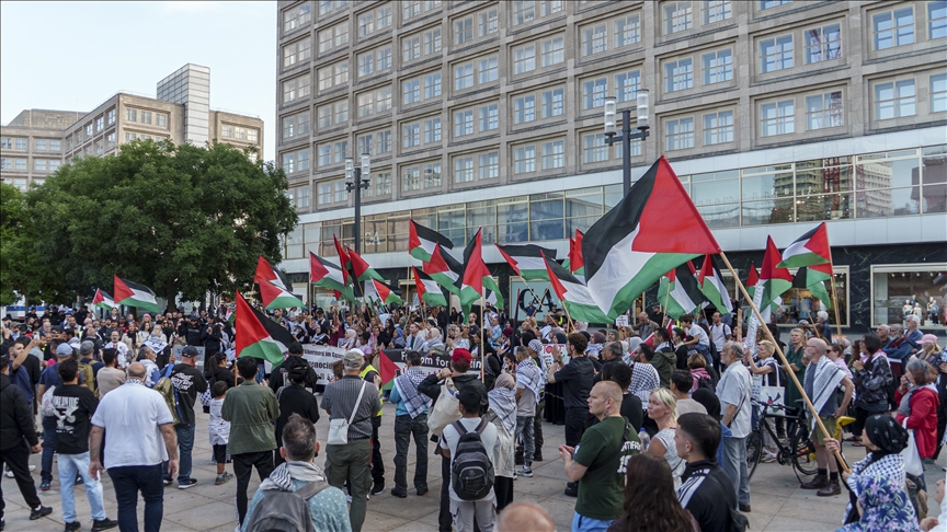 مظاهرة في برلين لدعم فلسطين وتنديداً بجريمة الإبادة والتجويع لغزة