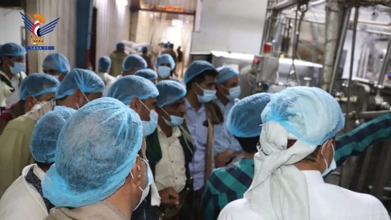 جمعيات من المحويت تطّلع على نماذج تعاونية رائدة في الحديدة