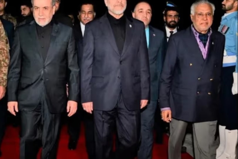 عضو في الوفد الإيراني: نواف سلام تسبب بعرقلة وقف إطلاق النار في لبنان