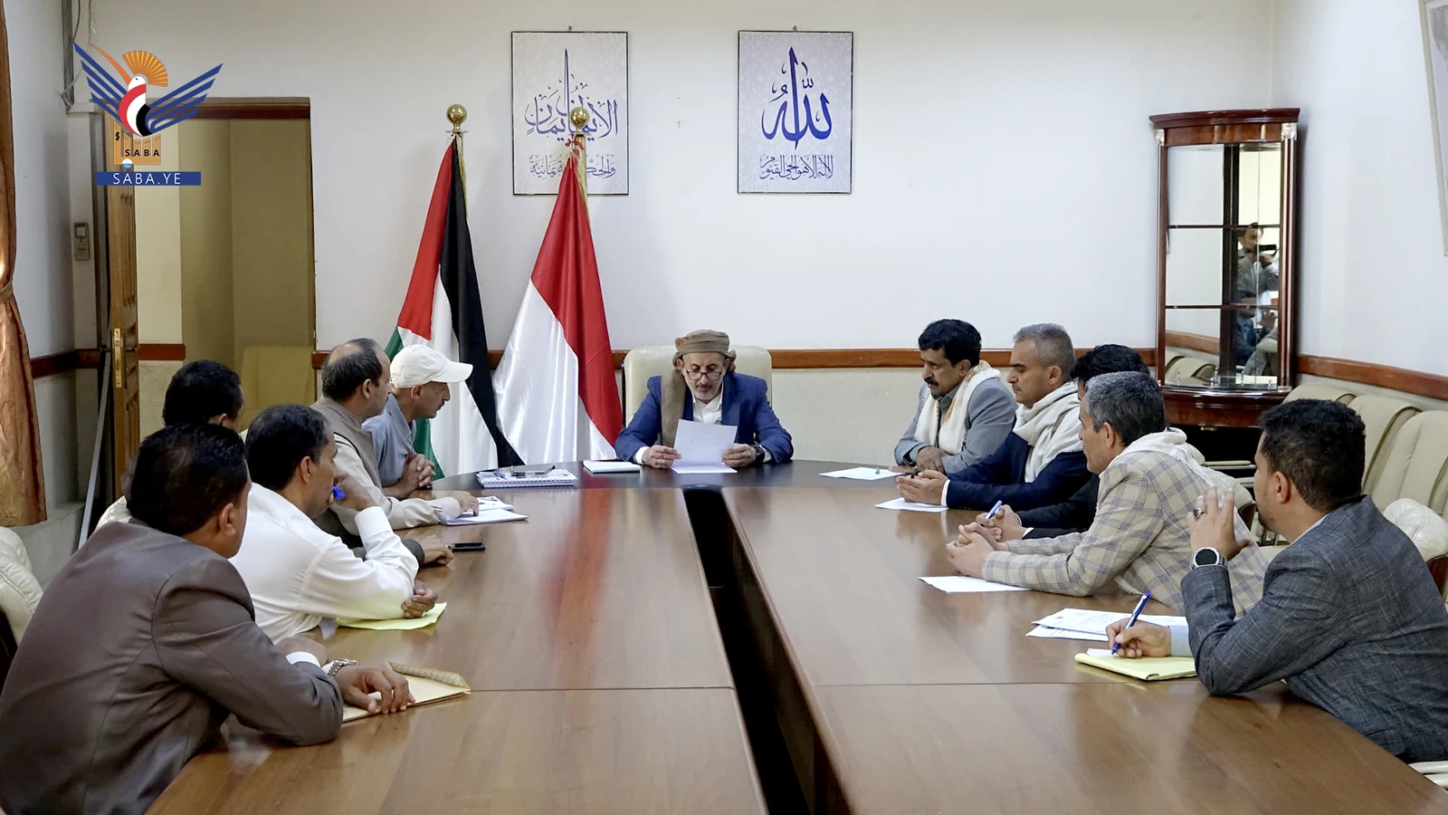 مناقشة توزيع مهام وأعمال لجنة تبسيط الإجراءات بوزارة النفط والوحدات التابعة لها