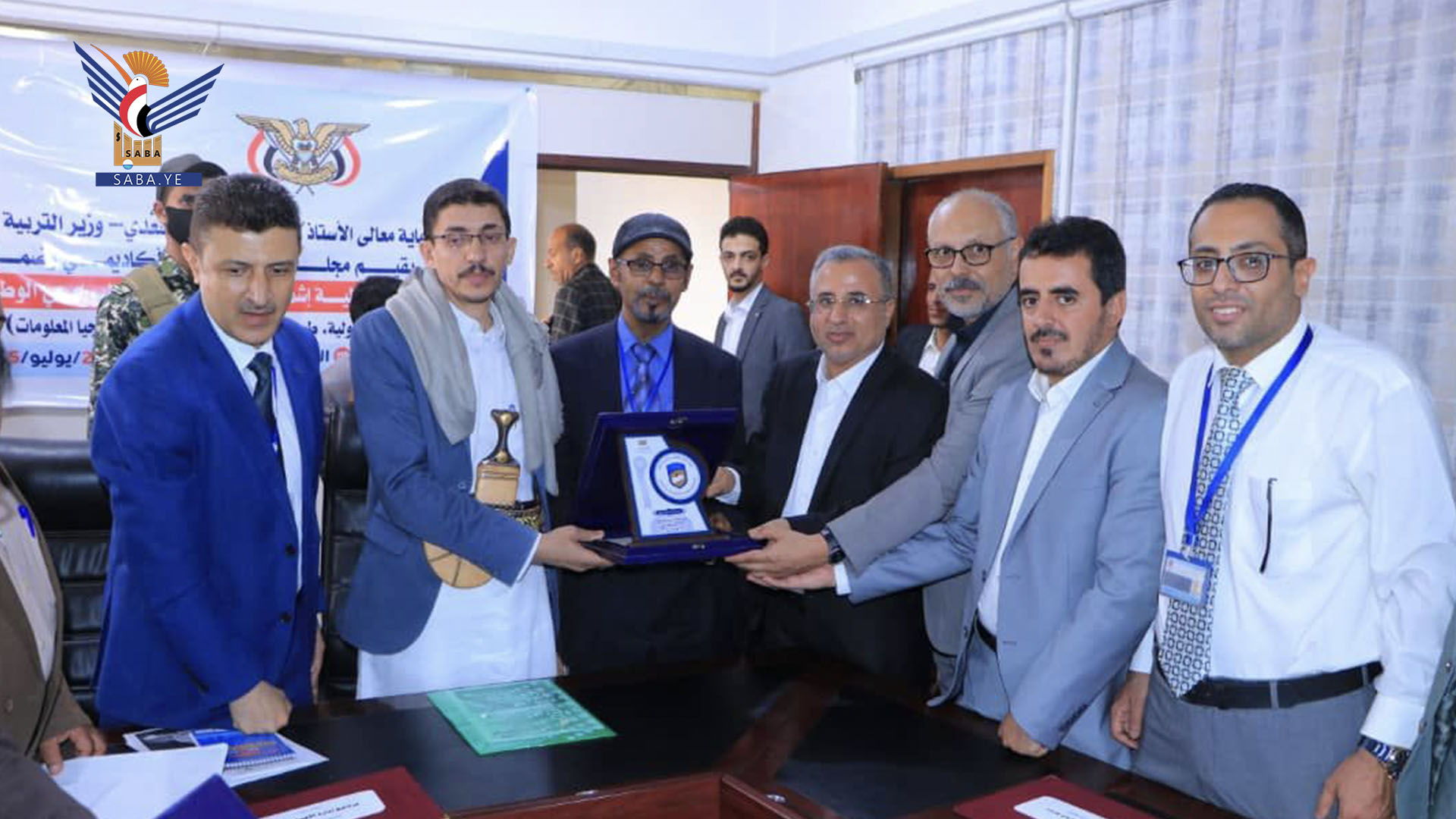 مجلس الاعتماد الأكاديمي يمنح شهادة الاعتماد الوطني لثلاثة برامج في الجامعة الإماراتية