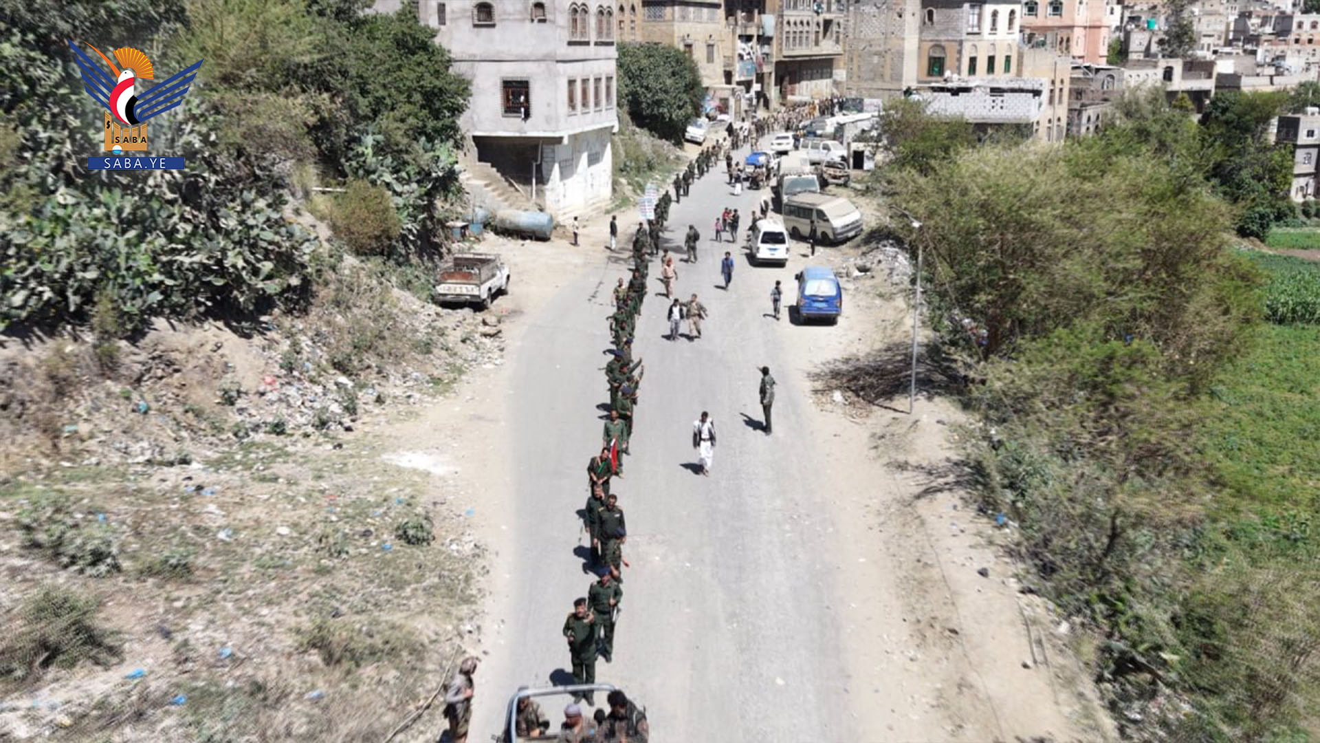 مسير راجل ووقفة للشرطة المجتمعية ومنتسبي إدارة أمن السدة في إب