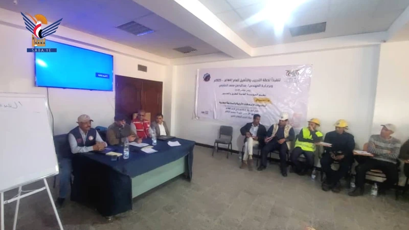 دورة تدريبية حول الإسعافات الأولية والسلامة المهنية لكوادر الورشة المركزية بالمؤسسة العامة للطرق