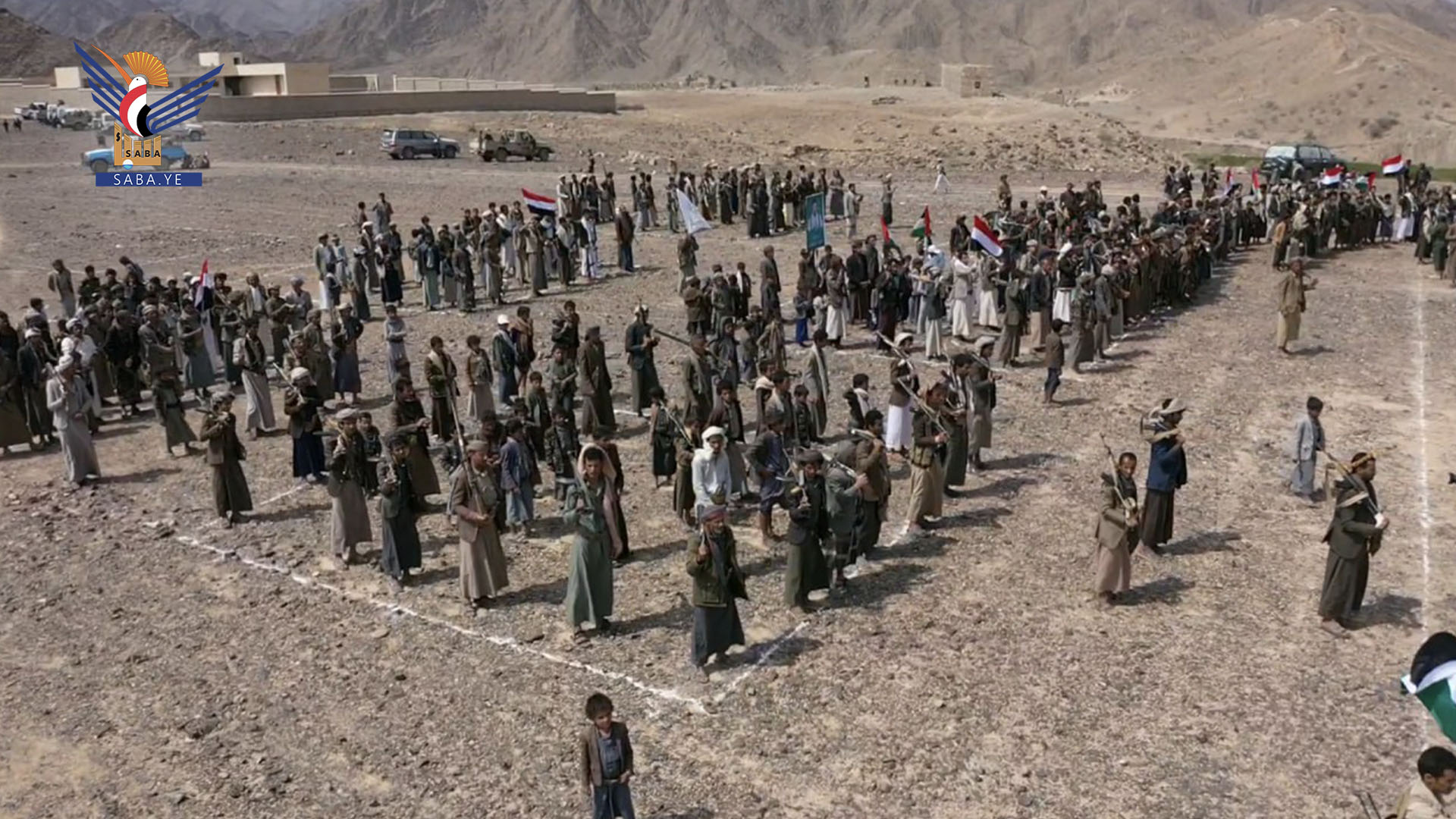 عرض شعبي لخريجي دورات طوفان الأقصى بمديرية حريب القراميش في مأرب