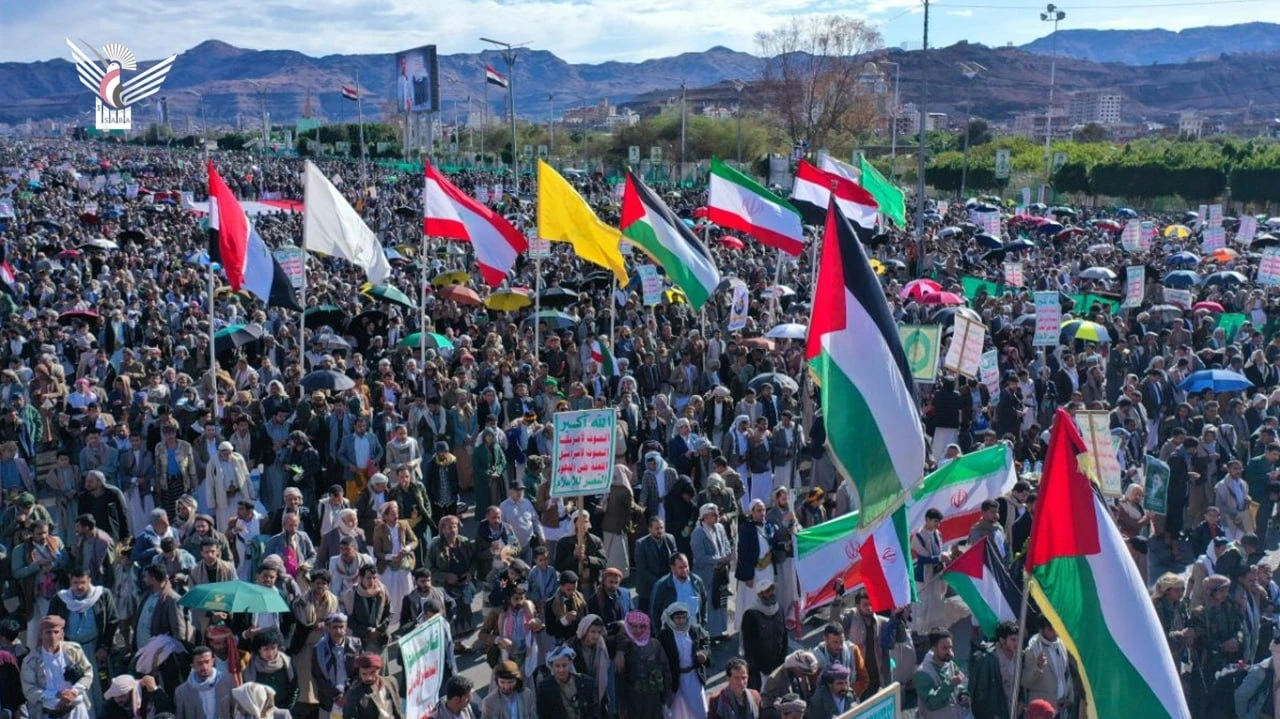 اللجنة المنظمة تدعو للخروج المليوني والأكبر غداً في مسيرات " محور واحد صف واحد في مواجهة الطغيان الأمريكي الإسرائيلي"