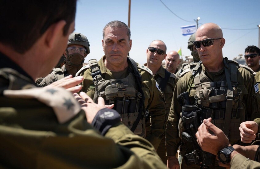 مواجهة كلامية حادة بين كبار المسؤولين السياسيين والعسكريين الإسرائيليين، خلال اجتماع أمني بشأن غزة