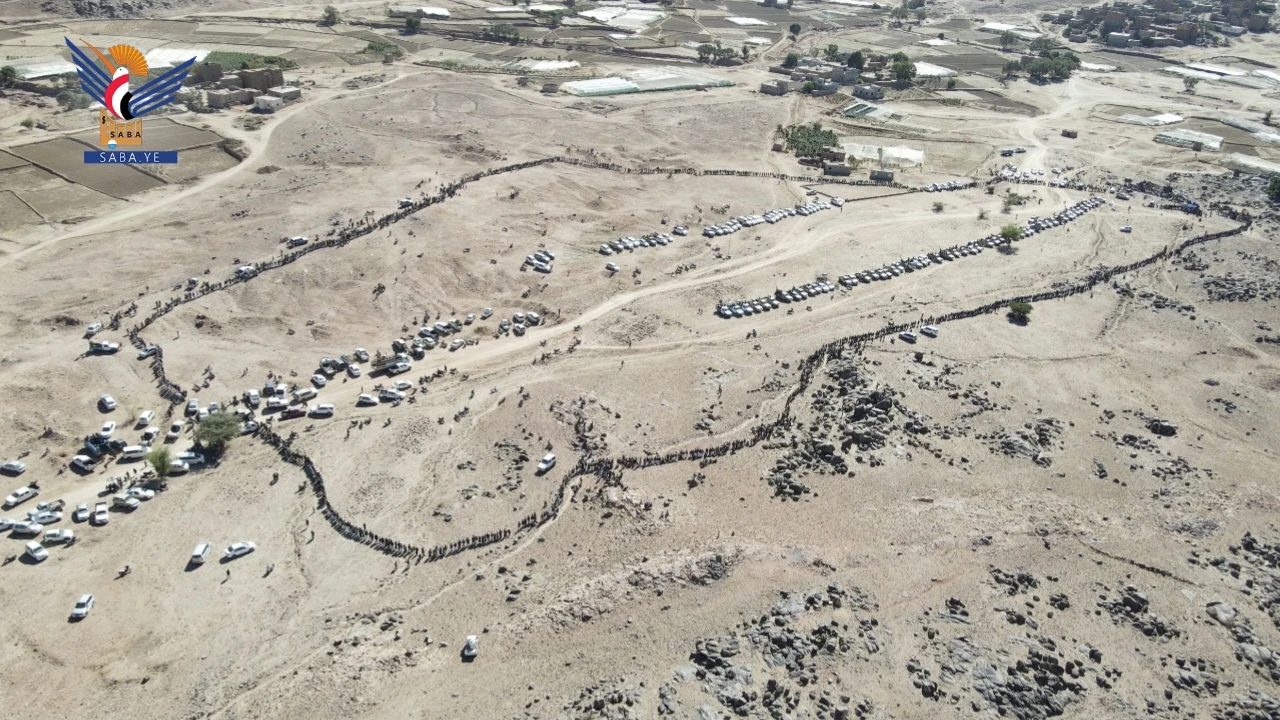 أبناء ساقين في صعدة يستنكرون الإساءات الأمريكية المتكررة للقرآن الكريم