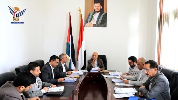 اللجنة العليا للدمج برئاسة الرهوي تقر مشاريع اللوائح التنظيمية لعدد من الوزارات