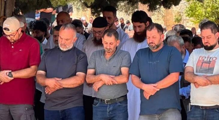 70 ألف فلسطيني يؤدون صلاة الجمعة في المسجد الأقصى المبارك وباحاته