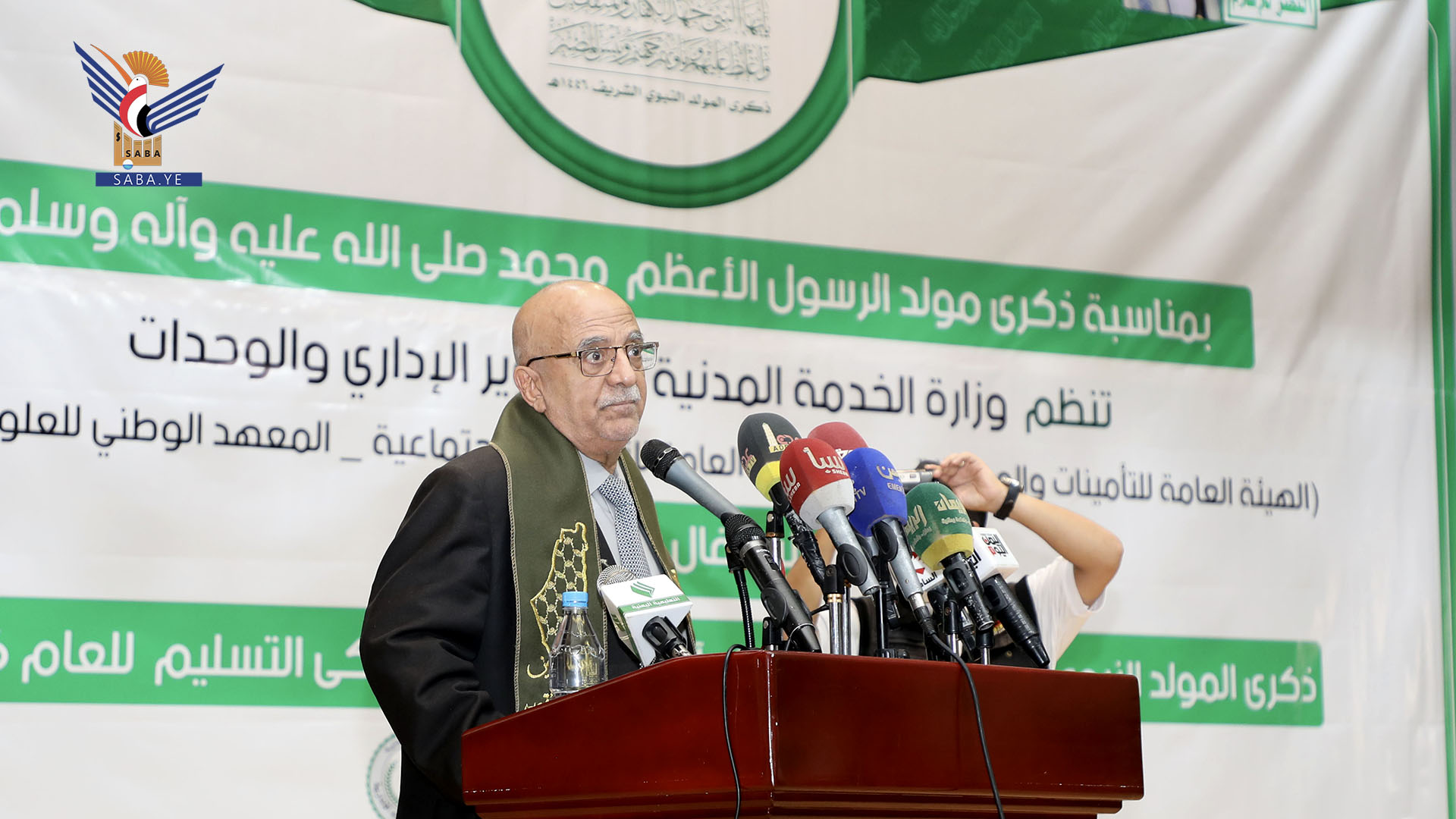 الرهوي : علينا تعظّيم وتقديس النبي والتأسى بسلوكه وحبه للفقراء ونصرته للمظلوم الرهوي : علينا تعظّيم وتقديس النبي والتأسى بسلوكه وحبه للفقراء ونصرته للمظلوم
