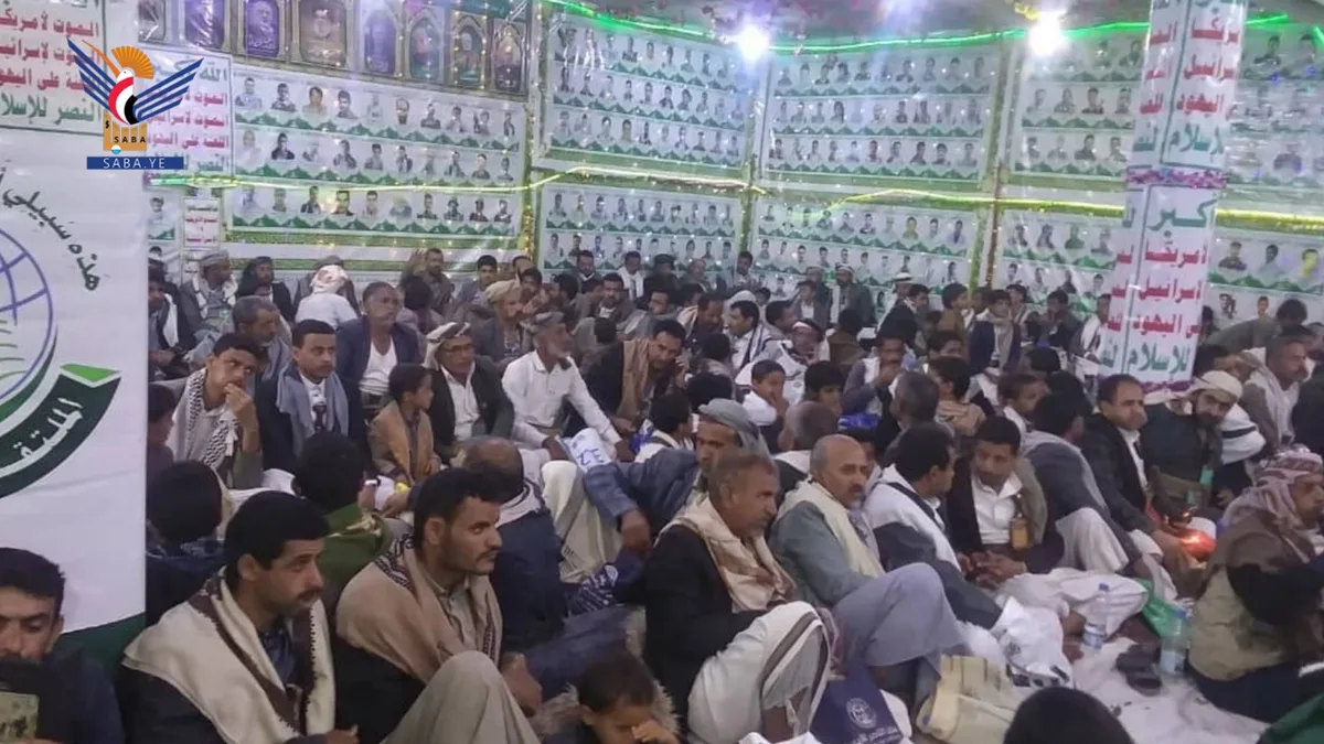افتتاح معارض صور الشهداء في عدد من مديريات حجة