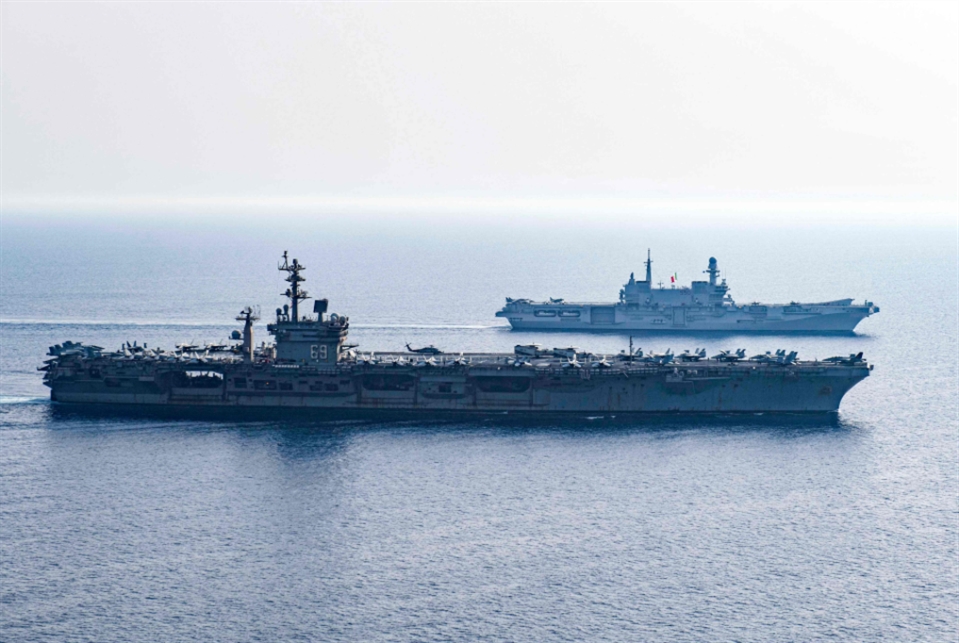 رحيل قسري تحت النيران: هكذا هشّم اليمن هيبة «آيزنهاور» رحيل قسري تحت النيران: هكذا هشّم اليمن هيبة «آيزنهاور»