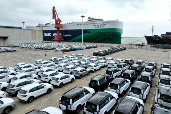 المكسيك تعتزم فرض رسوم بنسبة 50% على السيارات الصينية المكسيك تعتزم فرض رسوم بنسبة 50% على السيارات الصينية