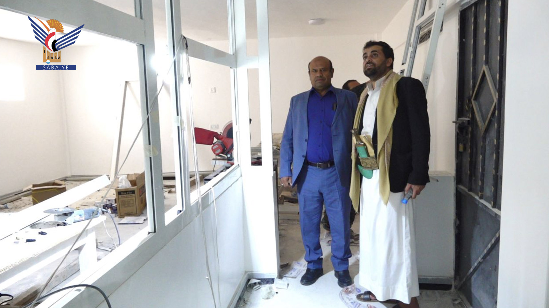 رئيس هيئة الأدوية يتفقد سير العمل في المختبر الوطني للرقابة على الأدوية