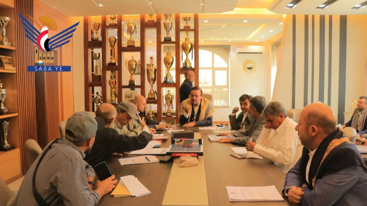 إدارية محلي أمانة العاصمة تناقش وتقر تنفيذ مشاريع خدمية