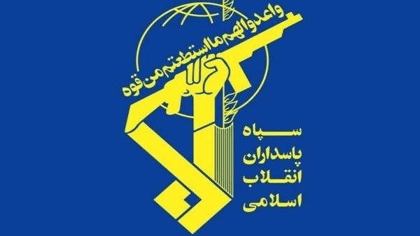 "الثوري الإيراني" : استهداف القواعد الأمريكية في البحرين والكويت ردا على هجوم للعدو 