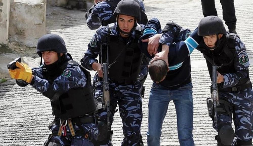 لجنة أهالي المعتقلين السياسيين تطالب السلطة الفلسطينية بالإفراج عن أبنائها 