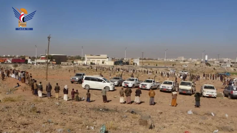 وقفة مسلحة في بني حشيش بمحافظة صنعاء تنديدًا بالإساءة للقرآن الكريم