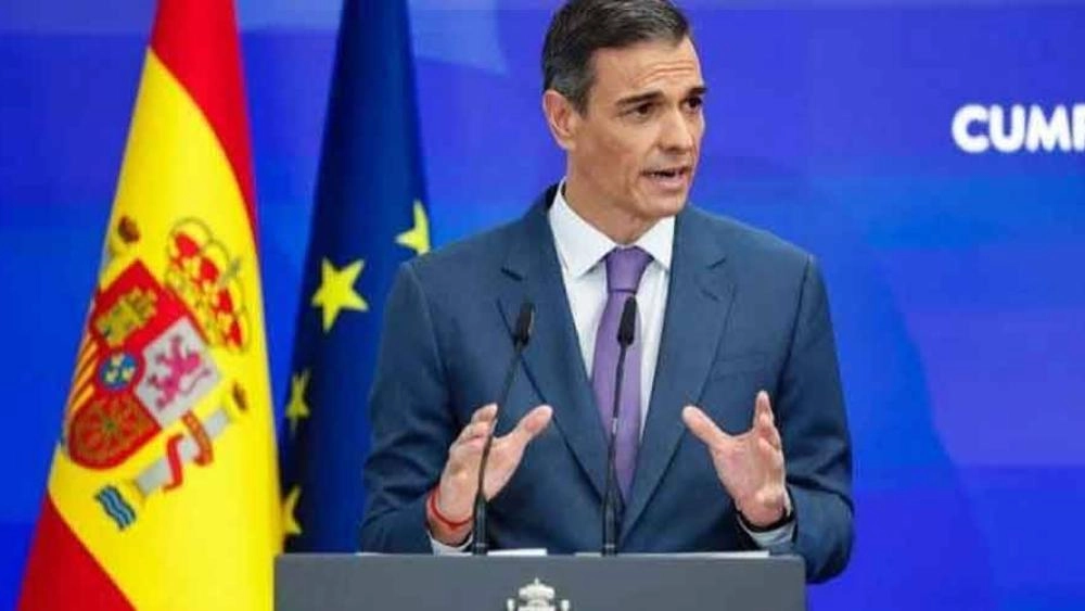 إسبانيا: غزو أمريكا لغرينلاند سيجعل بوتين أسعد رجل على الأرض