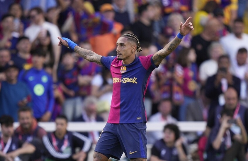 برشلونة يحقق فوزا مثيرا على ريال مدريد بالدوري الاسباني