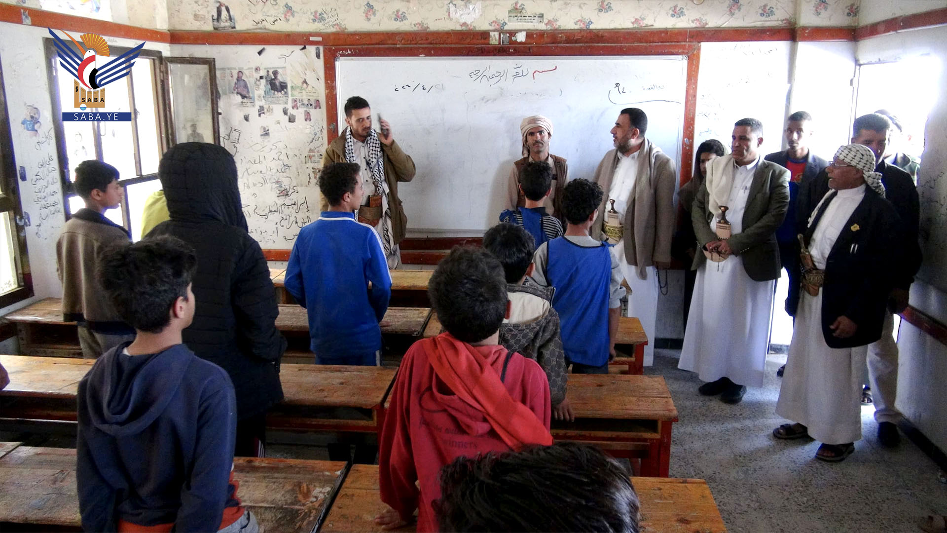 بادر والسياني والشامي يطلّعون على أنشطة الدورات الصيفية بمديرية آزال في أمانة العاصمة