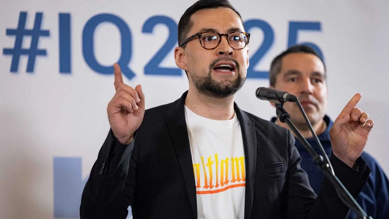 رئيس وزراء غرينلاند رداً لترامب: لا مزيد من الضغوط وأوهام الضم