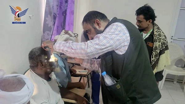 تدشين مخيم طبي مجاني للعيون في الجراحي بالحديدة  تدشين مخيم طبي مجاني للعيون في الجراحي بالحديدة