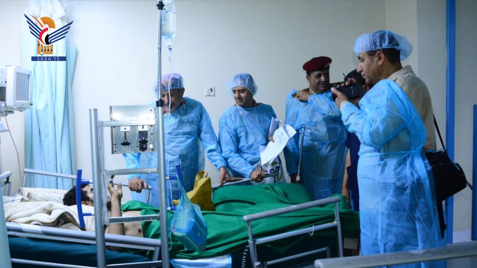 اللواء الكحلاني والعميد المطري يتفقدان الجرحى والمرضى في المستشفى العسكري
