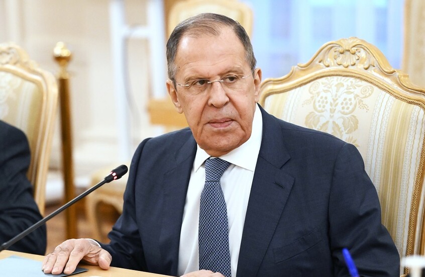 وزير الخارجية الروسي يناقش مع نظيره الجنوب إفريقي التعاون المتبادل في مجموعة ال20