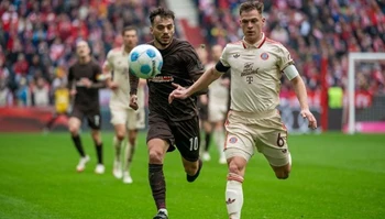 بايرن ميونخ يعتلي صدارة الدوري الالماني بعد فوزه على ضيفه سانت باولي