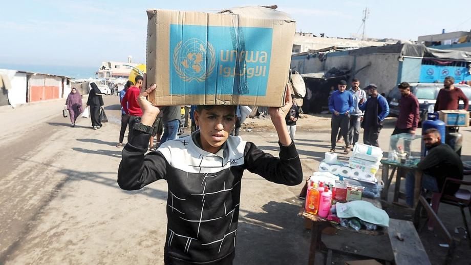 بين المسافة والتكلفة والتعب.. الإغاثة في غزة تتحول إلى معاناة يومية للنازحين