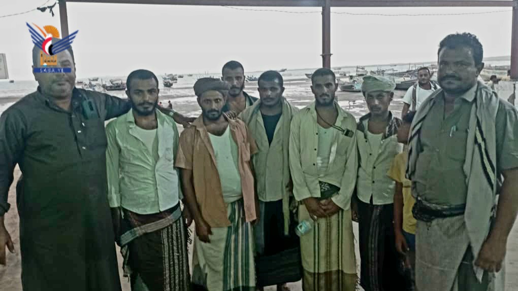 عودة ستة صيادين إلى الصليف بعد أربعة أشهر من الاختطاف في سجون العدوان السعودي