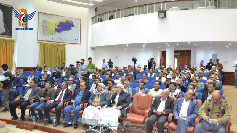 وزير النفط يؤكد أن الاستثمار في الكفاءات الوطنية خيار استراتيجي لمواجهة التحديات