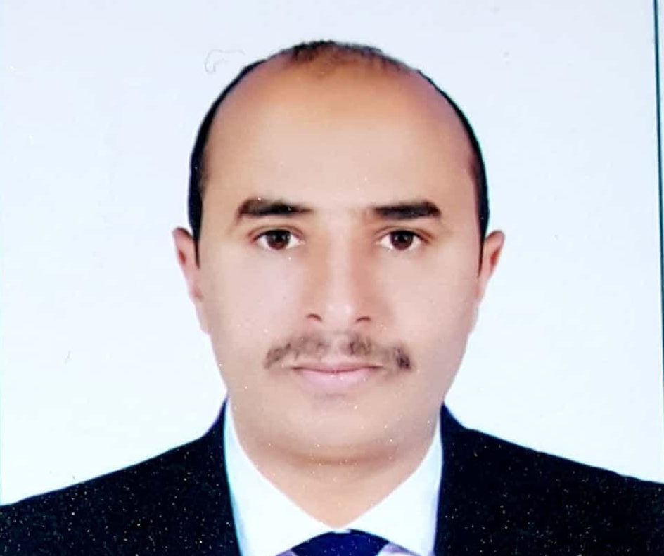 خروجُ اليمنيين للساحات جهاد.. وقبضةُ الجيش على الزناد