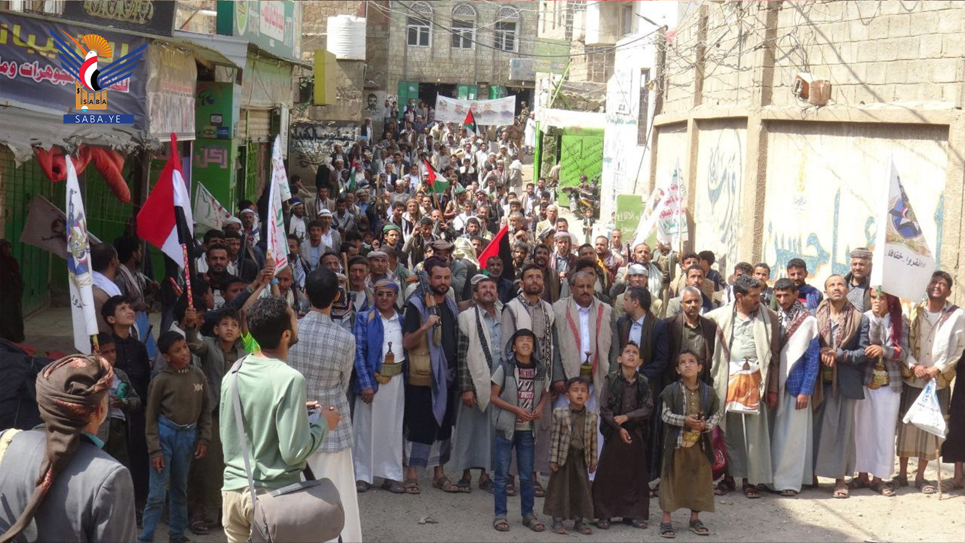 مسيرات جماهيرية بمحافظة صنعاء تأكيدا على الثبات مع غزة وإيران ضد الإجرام الصهيوأمريكي