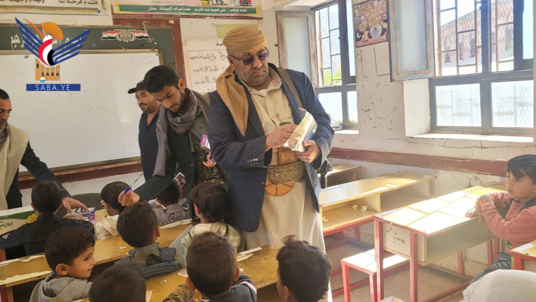 قيادات محلية بالضالع تتفقد المراكز الصيفية في جبن 