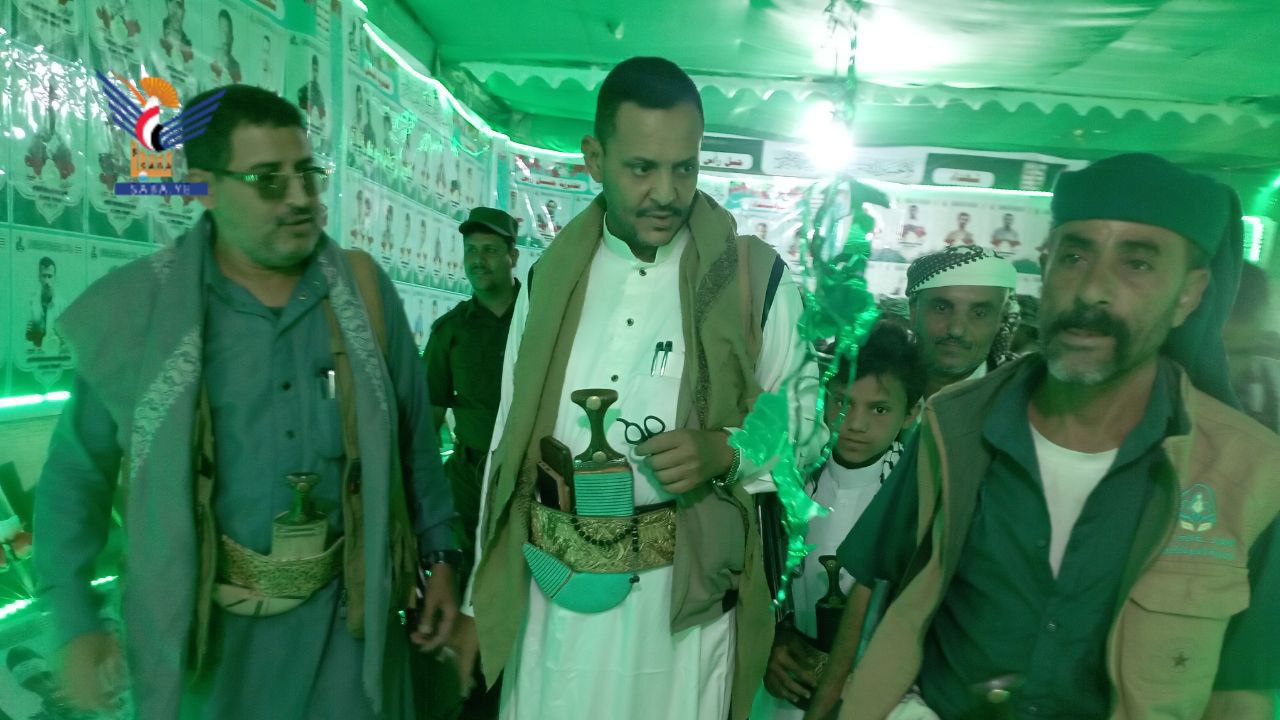 فعاليات وافتتاح معارض الشهداء في عدد من مديريات الحديدة