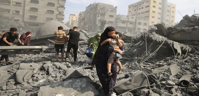 استشهاد 44 فلسطينياً بنيران جيش العدو الإسرائيلي في قطاع غزة منذ فجر اليوم